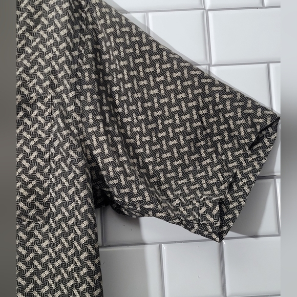 Firethorn Silk Mens Short Sleeve Button Down Shirt Casual Front Pocket Color Bla - Picture 4 of 6